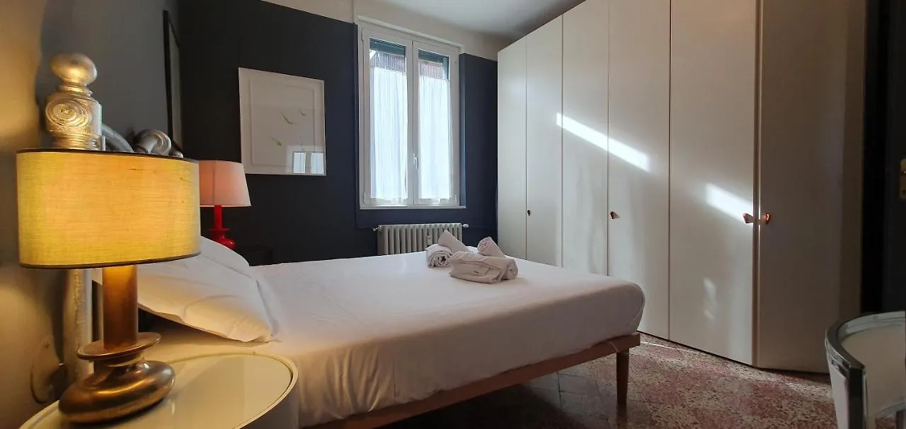Appartamento Bnbutler - Aselli, 14 - Comodo E Luminoso Milano